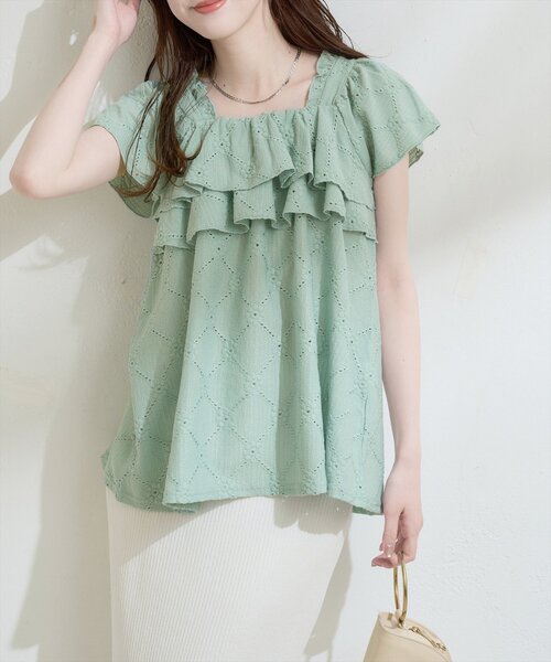 natural couture（ナチュラルクチュール）の「ポコポコカットフリルキャミ（シャツ/ブラウス・レディース・レッド/ミント/ブラック/アイボリー・FREE）」の21枚目の写真
