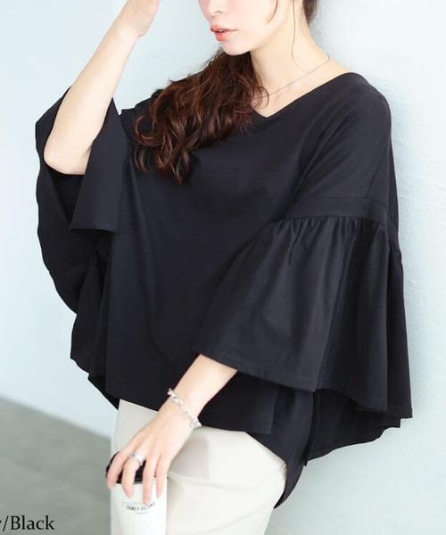 GOLDJAPAN（ゴールドジャパン）の「ギャザーフレアスリーブコットンプルオーバー【大きいサイズ対応】（Tシャツ/カットソー・レディース・ブラック/ホワイト/チャコールグレー・4L～5L/LL～3L）」の2枚目の写真