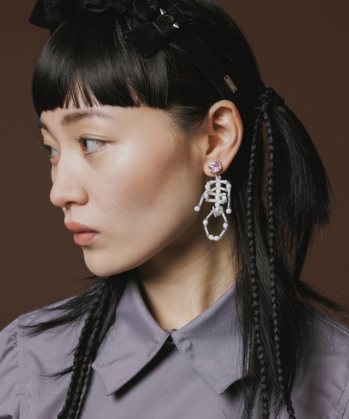 NON TOKYO（ノントーキョー）の「CRYSTAL SKELETON EARRING（イヤリング・レディース・ホワイト/グリーン/ピンク・FREE）」の3枚目の写真