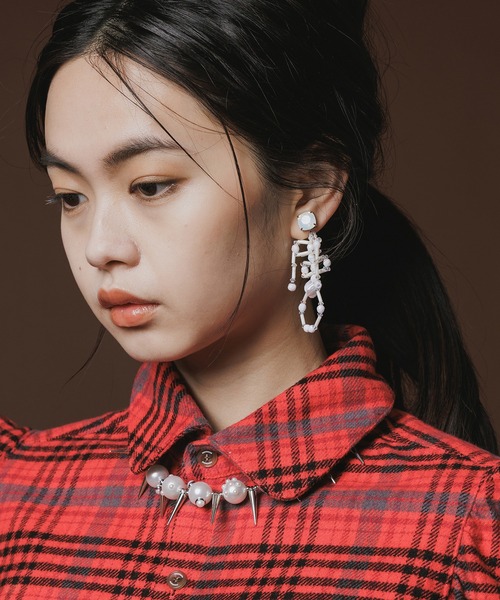 NON TOKYO（ノントーキョー）の「CRYSTAL SKELETON EARRING（イヤリング・レディース・ホワイト/グリーン/ピンク・FREE）」の6枚目の写真