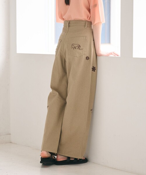 BEAUTY&YOUTH UNITED ARROWS（ビューティーアンドユースユナイテッドアローズ）の「ドローイング エンブロイダリー 5ポケットパンツ（その他パンツ・レディース・ベージュ/ブラック・M/S/XS）」の5枚目の写真