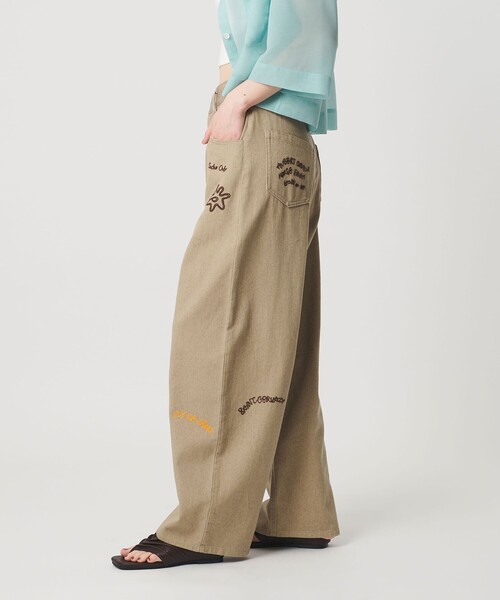 BEAUTY&YOUTH UNITED ARROWS（ビューティーアンドユースユナイテッドアローズ）の「ドローイング エンブロイダリー 5ポケットパンツ（その他パンツ・レディース・ベージュ/ブラック・M/S/XS）」の8枚目の写真
