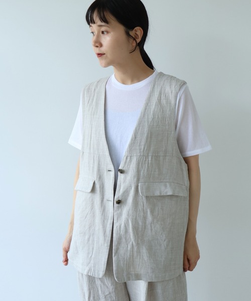 yuni(ユニ )の「△Hemp/C herringbone long Vest(ベスト・レディース・ブラック/ベージュ・FREE)」の2枚目の写真