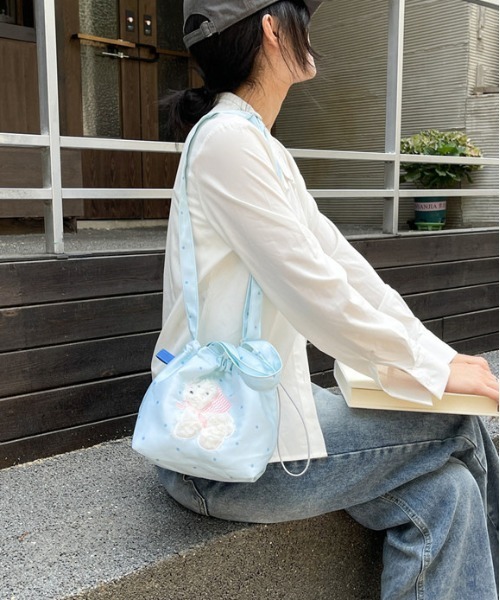 FREE STYLISTS（フリー スタイリスト）の「Y2K ミニサコッシュ ショルダーバッグ（ショルダーバッグ・レディース・ブラック系その他/グレー/ブラック/ライトブルー/ワイン/ベージュ/ネイビー/イエロー・FREE）」の19枚目の写真