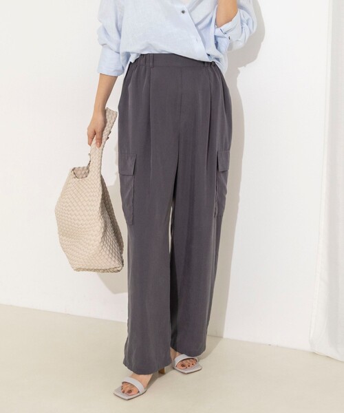 NOLLEY’S(ノーリーズ)の「《セットアップ対応》ウォッシャブルサンドウォッシュカーゴパンツ(カーゴパンツ・レディース・ベージュ/チャコールグレー・38/36)」の8枚目の写真