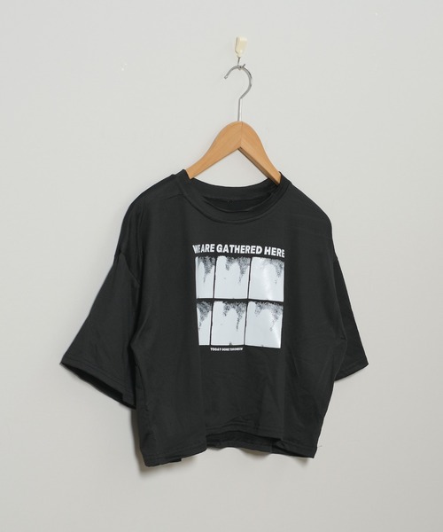 shopnikoniko(ショップニコニコ)の「プリントTシャツ 半袖 ショート丈 フォトプリント 韓国 y2k クロップド丈 モノクロプリント Tシャツ(Tシャツ/カットソー・レディース・ホワイト/ブラック・フリー)」の8枚目の写真