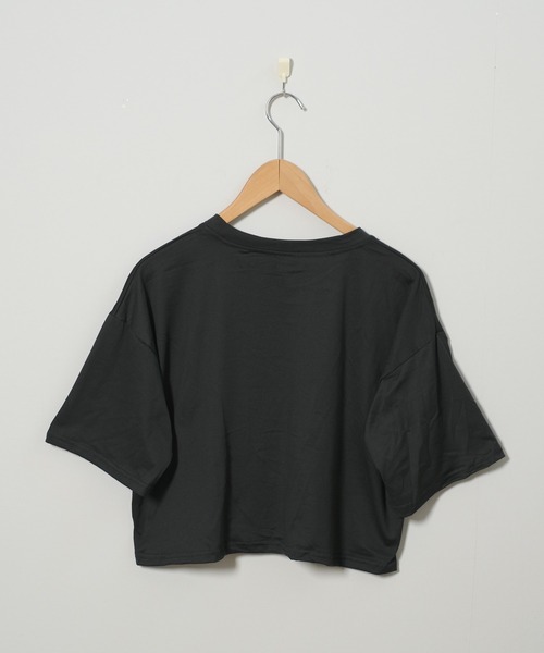 shopnikoniko(ショップニコニコ)の「プリントTシャツ 半袖 ショート丈 フォトプリント 韓国 y2k クロップド丈 モノクロプリント Tシャツ(Tシャツ/カットソー・レディース・ホワイト/ブラック・フリー)」の9枚目の写真