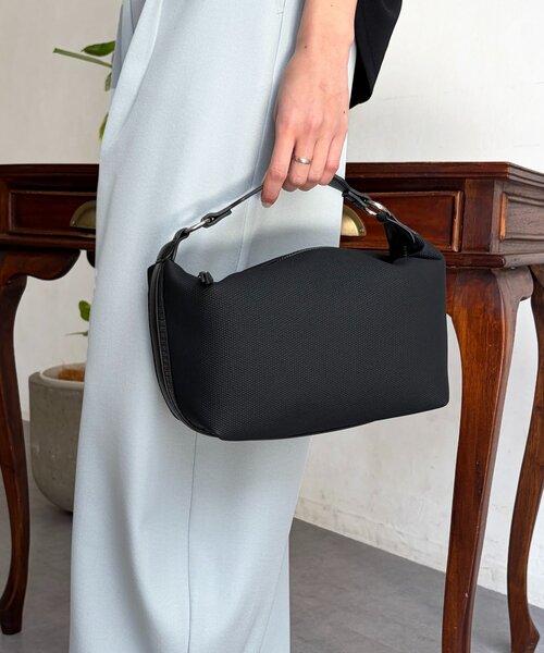 Chez toi（シェトワ）の「キャンバス見え合皮2WAYBAG（トートバッグ・レディース・ベージュ/ホワイト/ブラック・FREE）」の3枚目の写真