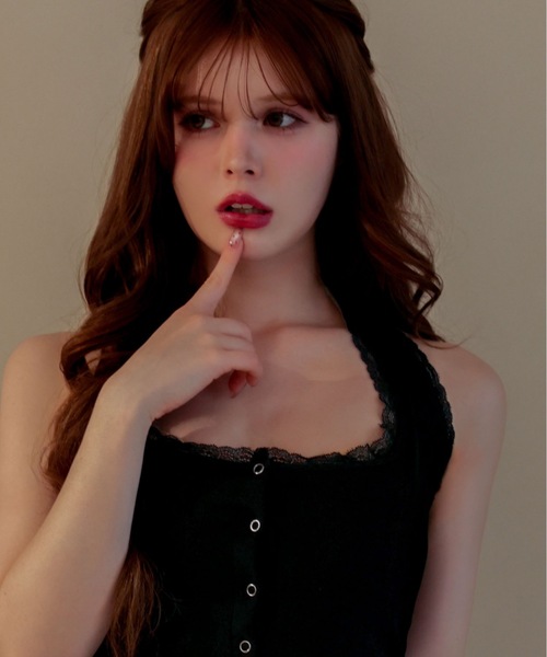 M DOLLY(エムドリー)の「Lace nora halter neck tops / レースノラホルターネックトップス(Tシャツ/カットソー・レディース・ブラック/ホワイト・FREE)」の15枚目の写真