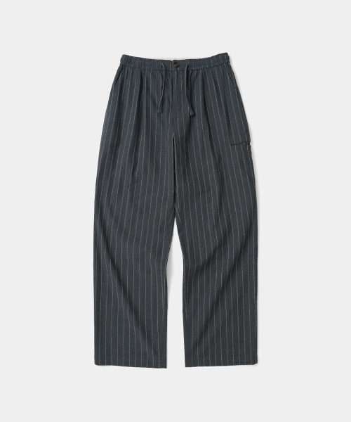 UNIFORM BRIDGE(ユニフォームブリッジ)の「stripe easy pants charcoal(その他パンツ・メンズ・その他・MEDIUM/LARGE/X-LARGE)」の1枚目の写真
