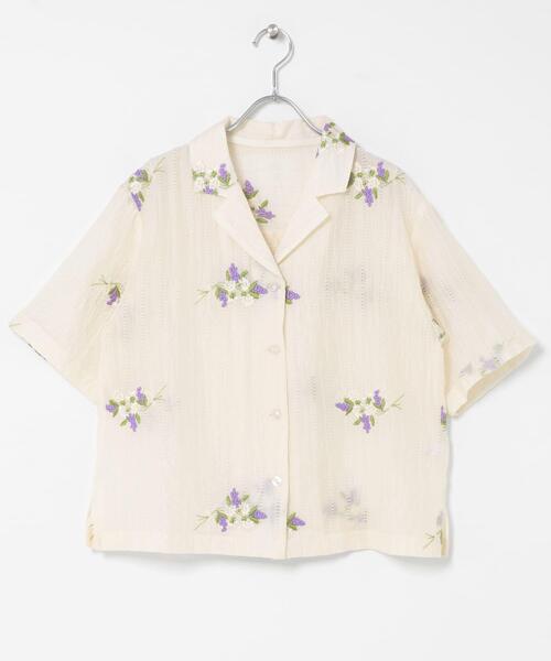 URBAN RESEARCH Sonny Label(アーバンリサーチサニーレーベル)の「フラワー刺繍ジャガードシャツ(シャツ/ブラウス・レディース・ベージュ/ブラック/オフホワイト・FREE)」の11枚目の写真