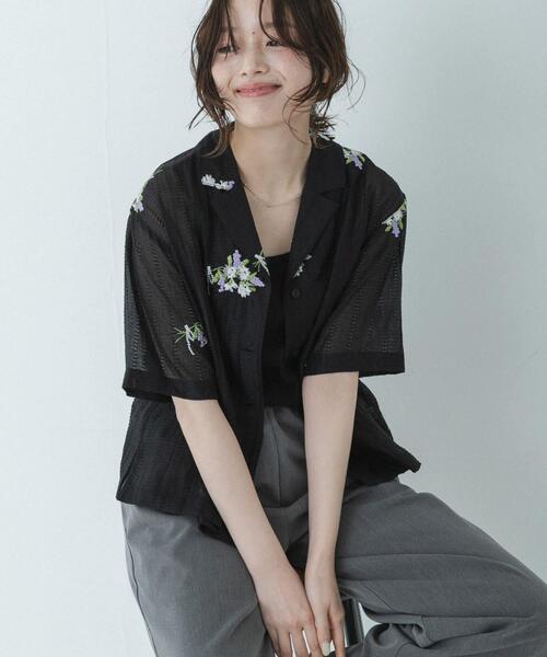 URBAN RESEARCH Sonny Label(アーバンリサーチサニーレーベル)の「フラワー刺繍ジャガードシャツ(シャツ/ブラウス・レディース・ベージュ/ブラック/オフホワイト・FREE)」の13枚目の写真