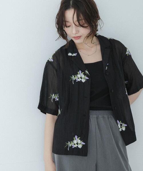 URBAN RESEARCH Sonny Label(アーバンリサーチサニーレーベル)の「フラワー刺繍ジャガードシャツ(シャツ/ブラウス・レディース・ベージュ/ブラック/オフホワイト・FREE)」の14枚目の写真
