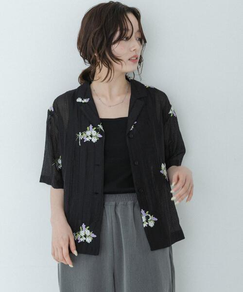 URBAN RESEARCH Sonny Label(アーバンリサーチサニーレーベル)の「フラワー刺繍ジャガードシャツ(シャツ/ブラウス・レディース・ベージュ/ブラック/オフホワイト・FREE)」の15枚目の写真