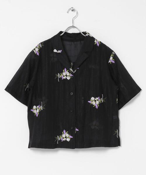 URBAN RESEARCH Sonny Label(アーバンリサーチサニーレーベル)の「フラワー刺繍ジャガードシャツ(シャツ/ブラウス・レディース・ベージュ/ブラック/オフホワイト・FREE)」の20枚目の写真