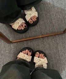 クロスリボン厚底サンダル