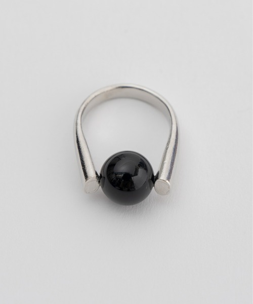MAISON SPECIAL（メゾンスペシャル）の「Horseshoe Stone Ring/ホースシューストーンリング（リング・レディース・ブラック/ブラウン・FREE）」の2枚目の写真