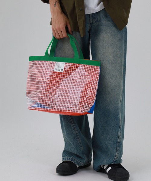 C&X MARKET(シーアンドエックスマーケット)の「C&X MARKET グリッド トートバッグ(トートバッグ・メンズ・レッド/ブルー・ONE SIZE)」の11枚目の写真