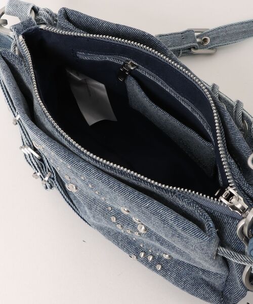 Desigual(デシグアル)の「【2026秋冬新作】スタッズデニムミニショルダーバッグ(ショルダーバッグ・レディース・ブルー・FREE)」の3枚目の写真