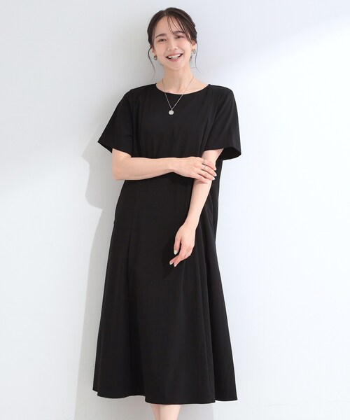 SHOO・LA・RUE（シューラルー）の「【S-LL/洗濯機可/セットアップ可】軽凛(かろりん) ひんやり切替ワンピース（ワンピース・レディース・ブラック/ブルーグリーン/オレンジ/ネイビー・02/01/04/03）」の16枚目の写真