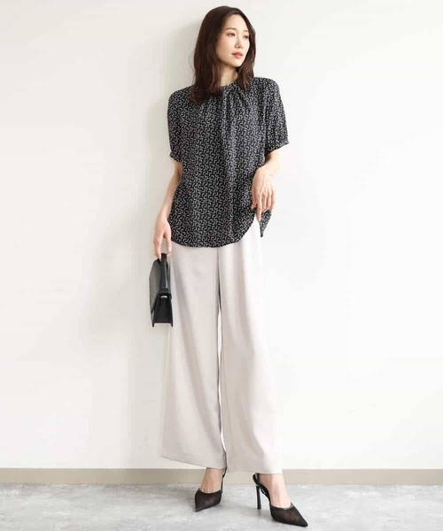 MK MICHEL KLEIN（エムケーミッシェルクラン）の「[接触冷感/洗える]リラクシーサテンワイドパンツ（その他パンツ・レディース・グレイッシュベージュ/ブラウン・38）」の14枚目の写真