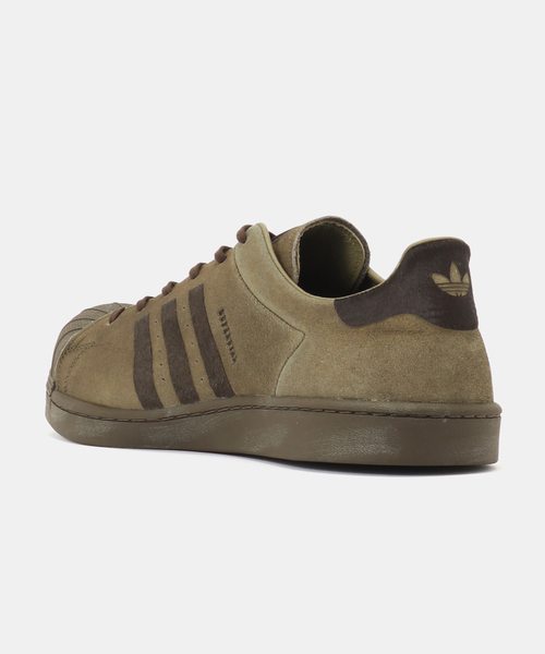 adidas Originals(アディダスオリジナルス)の「adidas Originals SST BY AVAVAV KK2724(スニーカー・メンズ・ブラウン・26.5cm/27.5cm/28.5cm/26cm/27cm/28cm)」の3枚目の写真