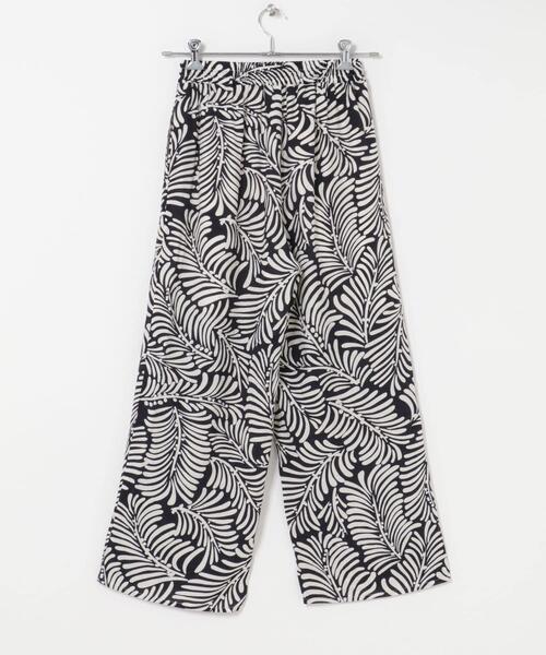 ITEMS URBANRESEARCH(アイテムズ アーバンリサーチ)の「ガライージーパンツ(その他パンツ・レディース・ブラック/ブラウン・FREE)」の11枚目の写真