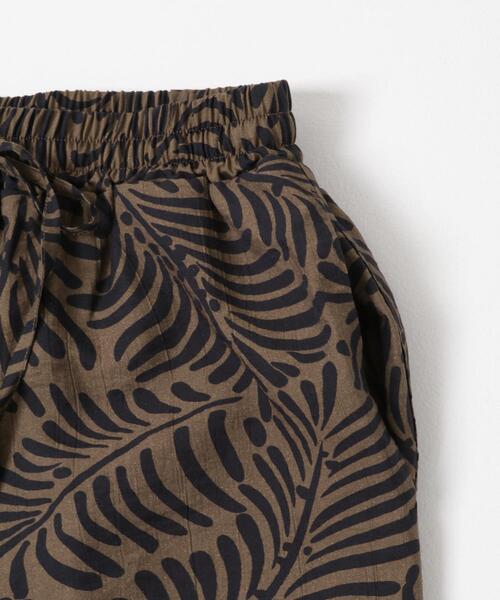 ITEMS URBANRESEARCH(アイテムズ アーバンリサーチ)の「ガライージーパンツ(その他パンツ・レディース・ブラック/ブラウン・FREE)」の22枚目の写真