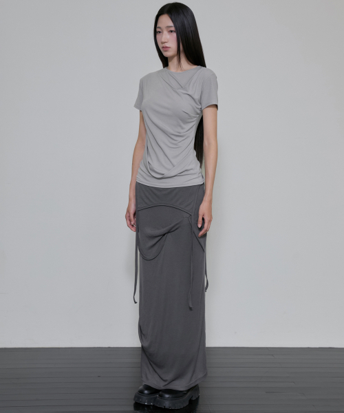 FLAREUP（フレアアップ）の「Asymmetrical Draped T-Shirt (FL-147_Gray)（Tシャツ/カットソー・レディース・ライトグレー・OS）」の9枚目の写真