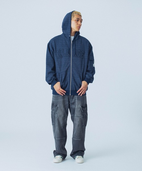 XLARGE(エクストララージ)の「STRETCH DENIM CARGO PANTS(デニムパンツ・メンズ・インディゴブルー/ブラック・32inch/34inch/30inch)」の13枚目の写真