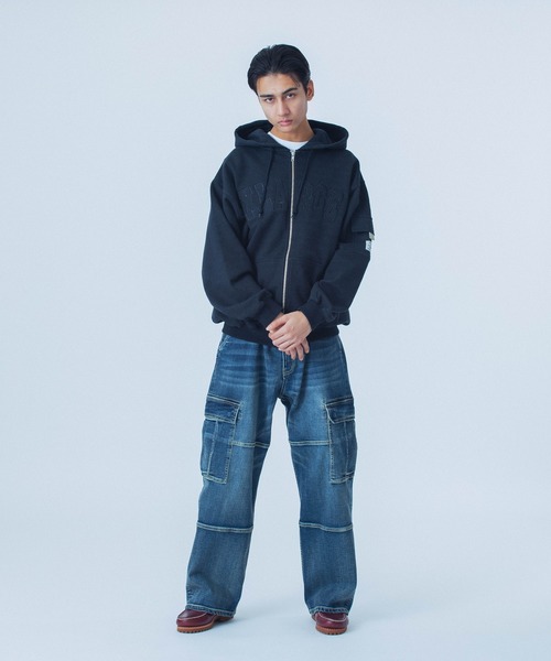 XLARGE(エクストララージ)の「STRETCH DENIM CARGO PANTS(デニムパンツ・メンズ・インディゴブルー/ブラック・32inch/34inch/30inch)」の10枚目の写真