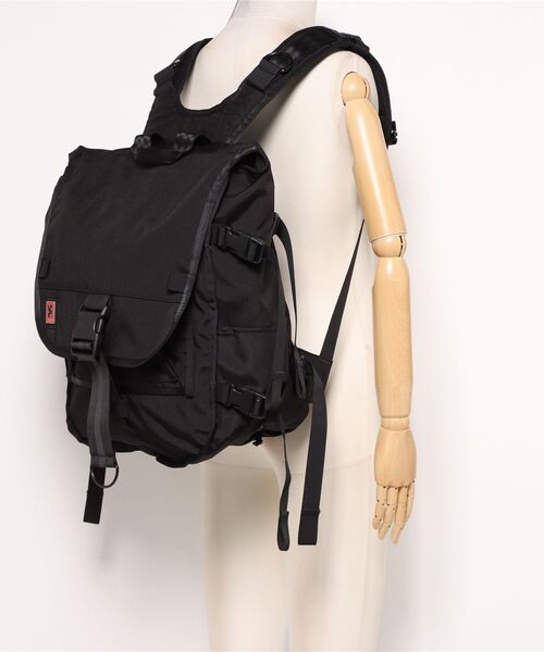 VIBGYOR（ヴィブジョー）の「CHROME(クローム) WARSAW MEDIUM BACKPACK ワルシャワミディアムバックパック 25L (BG333BK)【 WARSAW MEDIUM】（バックパック/リュック・メンズ・ブラック・FREE）」の2枚目の写真