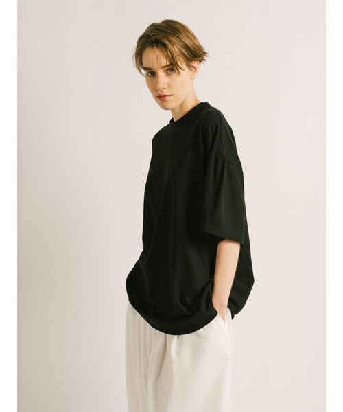 mizuiroind(ミズイロインド)の「mizuiro ind ギャザースリーブワイドTシャツ(Tシャツ/カットソー・レディース・オフホワイト/ベージュ/チャコールグレー/ネイビー/ブラック・FREE)」の12枚目の写真