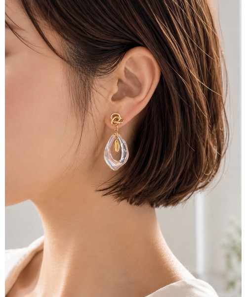 tone(トーン)の「【cocolani】クリアイヤリング(MA)(イヤリング・レディース・ゴールド系1/シルバー系2/シルバー/ゴールド系2/ゴールド系3/シルバー系3/シルバー系1/ゴールド・FREE)」の14枚目の写真