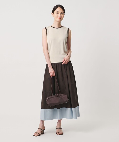 UNITED ARROWS(ユナイテッドアローズ)の「リブ バイカラーパイピング ノースリーブ Tシャツ(タンクトップ・レディース・ベージュ/ワイン/ネイビー/オフホワイト/ダークグレー・FREE)」の21枚目の写真