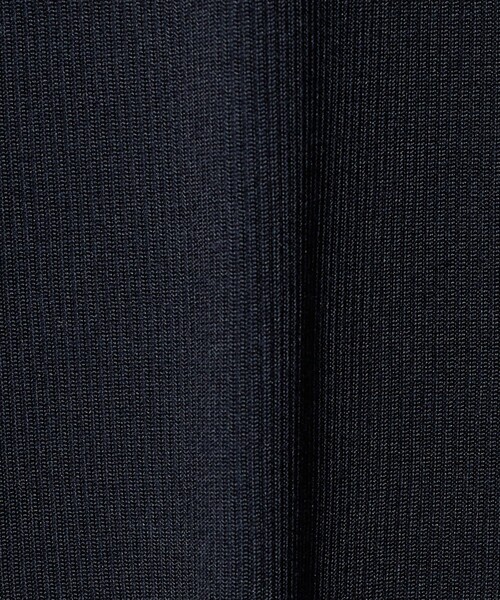 UNITED ARROWS(ユナイテッドアローズ)の「リブ バイカラーパイピング ノースリーブ Tシャツ(タンクトップ・レディース・ベージュ/ワイン/ネイビー/オフホワイト/ダークグレー・FREE)」の22枚目の写真