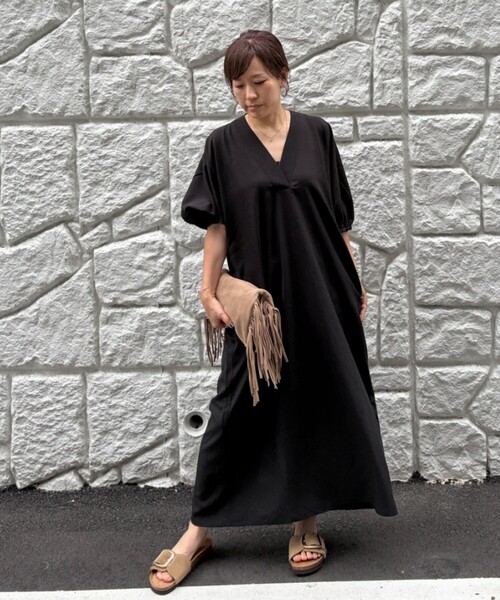 DESIGNWORKS(デザインワークス)の「【一部店舗限定】袖ボリュームリラックスワンピース(ワンピース・レディース・イエロー/ブラック/ベージュ・フリー)」の14枚目の写真