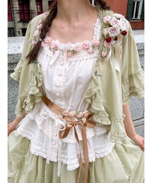 ローズモチーフいっぱいキャミソールブラウス