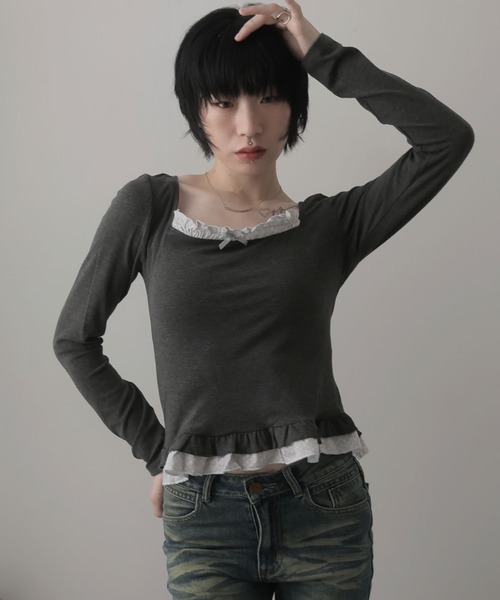Ulysses(ユリシス)の「フェイクレイヤードスクエアネックカットソー(Tシャツ/カットソー・レディース・ホワイト/グレー・F)」の1枚目の写真