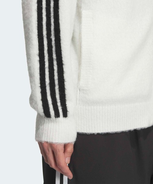 adidas(アディダス)の「KNIT SST / トラックトップ ニット / トラックジャケット / ジャージ / アディダスオリジナルス adidas Originals(ジャージ・メンズ・ホワイト・XX-LARGE/XX-SMALL/3XL/LARGE/MEDIUM/SMALL/X-LARGE/X-SMALL)」の6枚目の写真