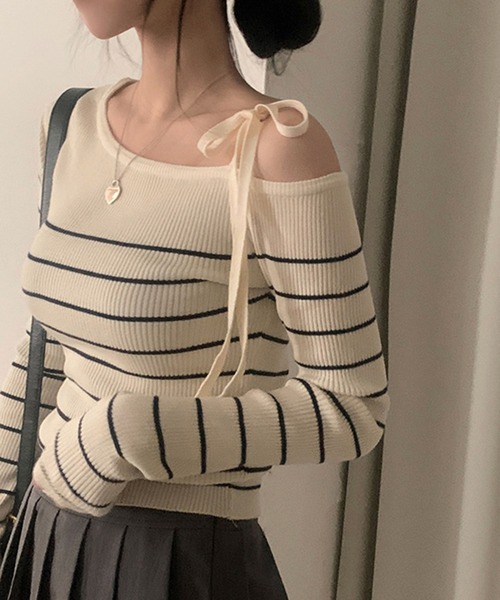 Girly Doll(ガーリードール)の「リボンワンショルボーダーリブニット(ニット/セーター・レディース・ネイビー/オフホワイト/ブルー/ピンク・FREE)」の13枚目の写真