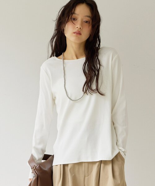 DISCOAT(ディスコート)の「【Noka】前後2WAYリブプルオーバー《WEB限定》(Tシャツ/カットソー・レディース・オフホワイト/ブラック/ライトグレー/サックスブルー・FREE)」の2枚目の写真