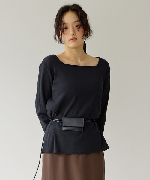 DISCOAT(ディスコート)の「【Noka】前後2WAYリブプルオーバー《WEB限定》(Tシャツ/カットソー・レディース・オフホワイト/ブラック/ライトグレー/サックスブルー・FREE)」の19枚目の写真
