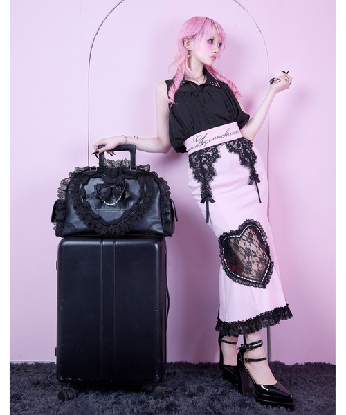 AVENCHUMU(アバンチュウム)の「Love heart's cake boston bag(ボストンバッグ・レディース・ピンク/ブラック・FREE)」の3枚目の写真