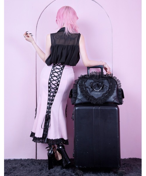 AVENCHUMU(アバンチュウム)の「Love heart's cake boston bag(ボストンバッグ・レディース・ピンク/ブラック・FREE)」の4枚目の写真