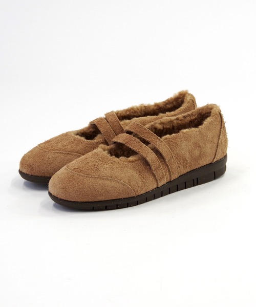 Minnetonka(ミネトンカ)の「MINNETONKA(ミネトンカ) / ダブルストラップボアバレエシューズ 26M07 スリッポン スニーカー(スニーカー・レディース・グレイッシュベージュ/ブラック・7/6/10/9/8)」の2枚目の写真