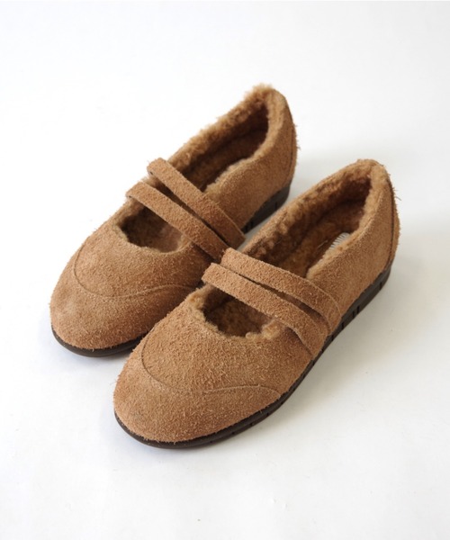 Minnetonka(ミネトンカ)の「MINNETONKA(ミネトンカ) / ダブルストラップボアバレエシューズ 26M07 スリッポン スニーカー(スニーカー・レディース・グレイッシュベージュ/ブラック・7/6/10/9/8)」の11枚目の写真