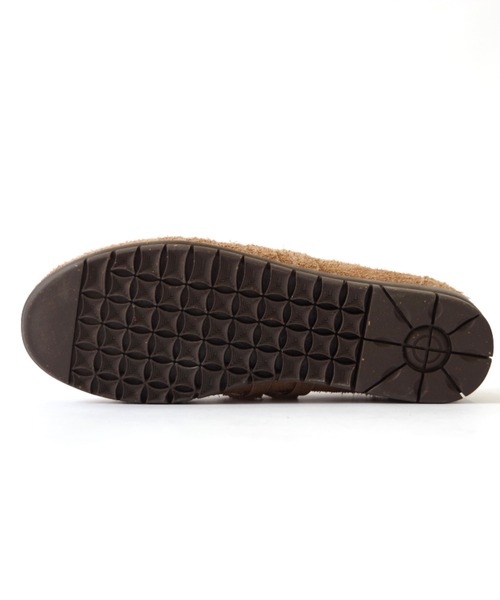Minnetonka(ミネトンカ)の「MINNETONKA(ミネトンカ) / ダブルストラップボアバレエシューズ 26M07 スリッポン スニーカー(スニーカー・レディース・グレイッシュベージュ/ブラック・7/6/10/9/8)」の13枚目の写真