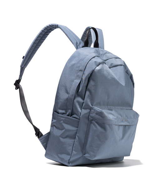BUTDEEP(バッドディープ)の「824 EVERYDAY BACKPACK-DUSTY BLUE(バックパック/リュック・レディース・その他・FREE)」の2枚目の写真