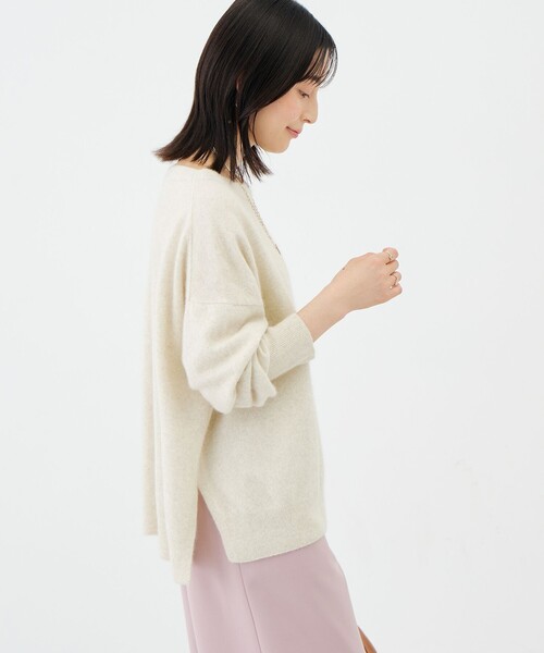 NOLLEY’S(ノーリーズ)の「《手洗い可能》ウォッシャブルヘアリーボートネックプルオーバー(ニット/セーター・レディース・ラベンダー/ベージュ/ネイビー/ライトグレー・FREE)」の13枚目の写真